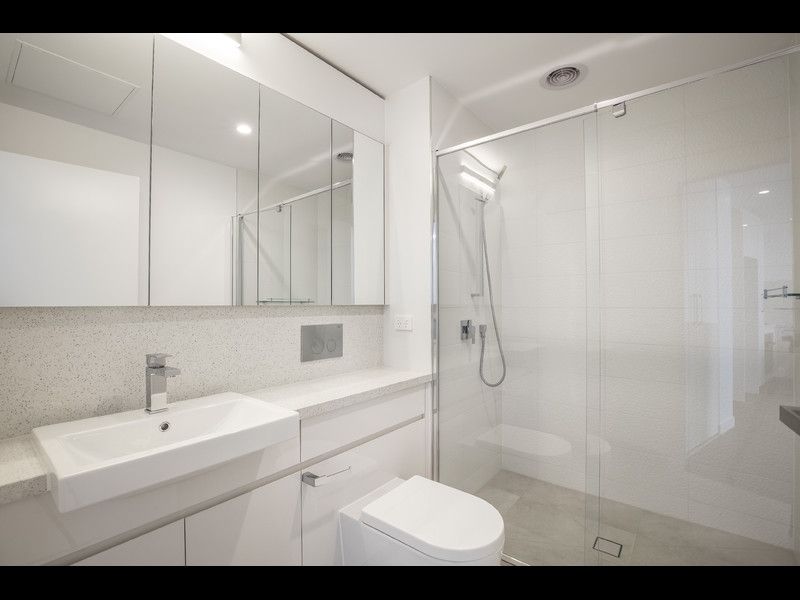 3A07/70 Batesford Road, Chadstone - Thumbnail 6