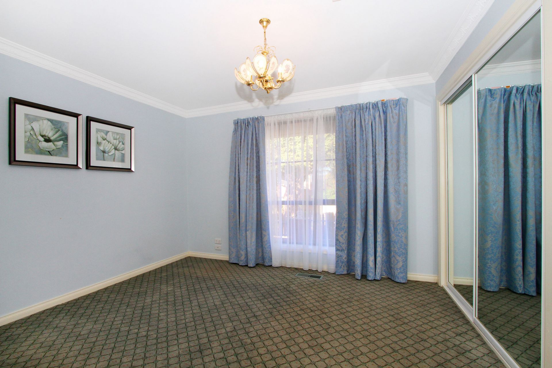 TWO BEDROOM, INDEPENDENT, AND IN GREAT LOCATION