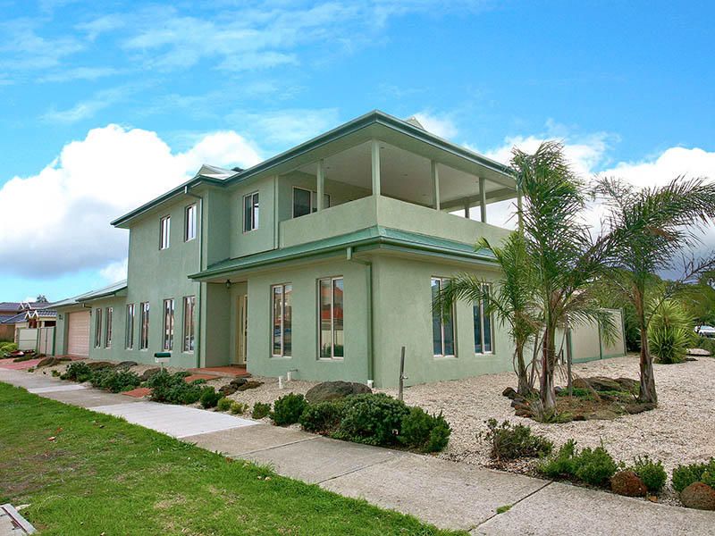 8 Rangeview Street, Cairnlea - Thumbnail 2