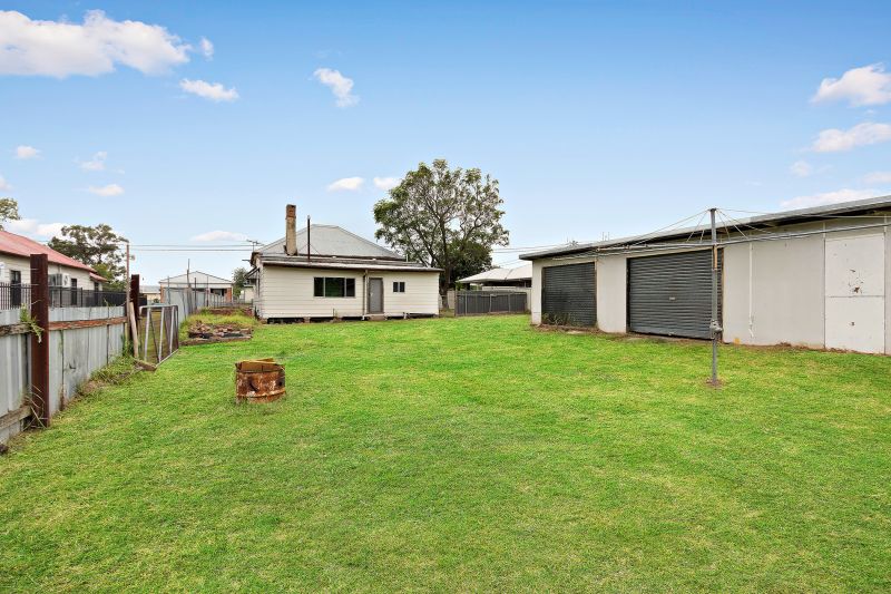 Real Estate For Sale 90 Station Street Weston , NSW