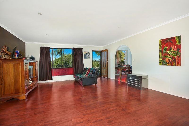 6 Blaxland Road Nambour QLD, Nambour - Thumbnail 2