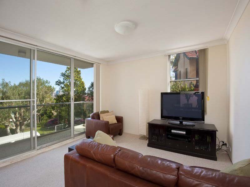 2/9 Anderson Street NEUTRAL BAY NSW, Bay - Thumbnail 3