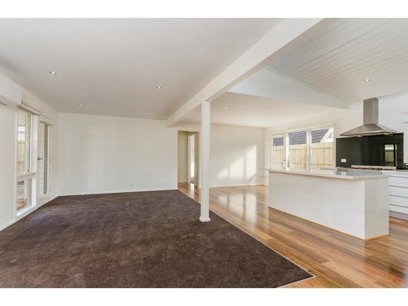 1/11 Acacia Court OCEAN GROVE VIC, Ocean Grove - Thumbnail 8