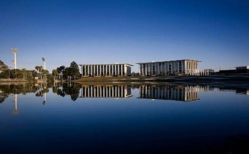 207E/1 Marina Drive, Benowa - Thumbnail 3
