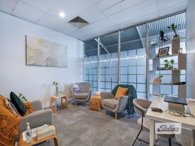 ENTRY LEVEL OFFICE ON LOGAN ROAD!