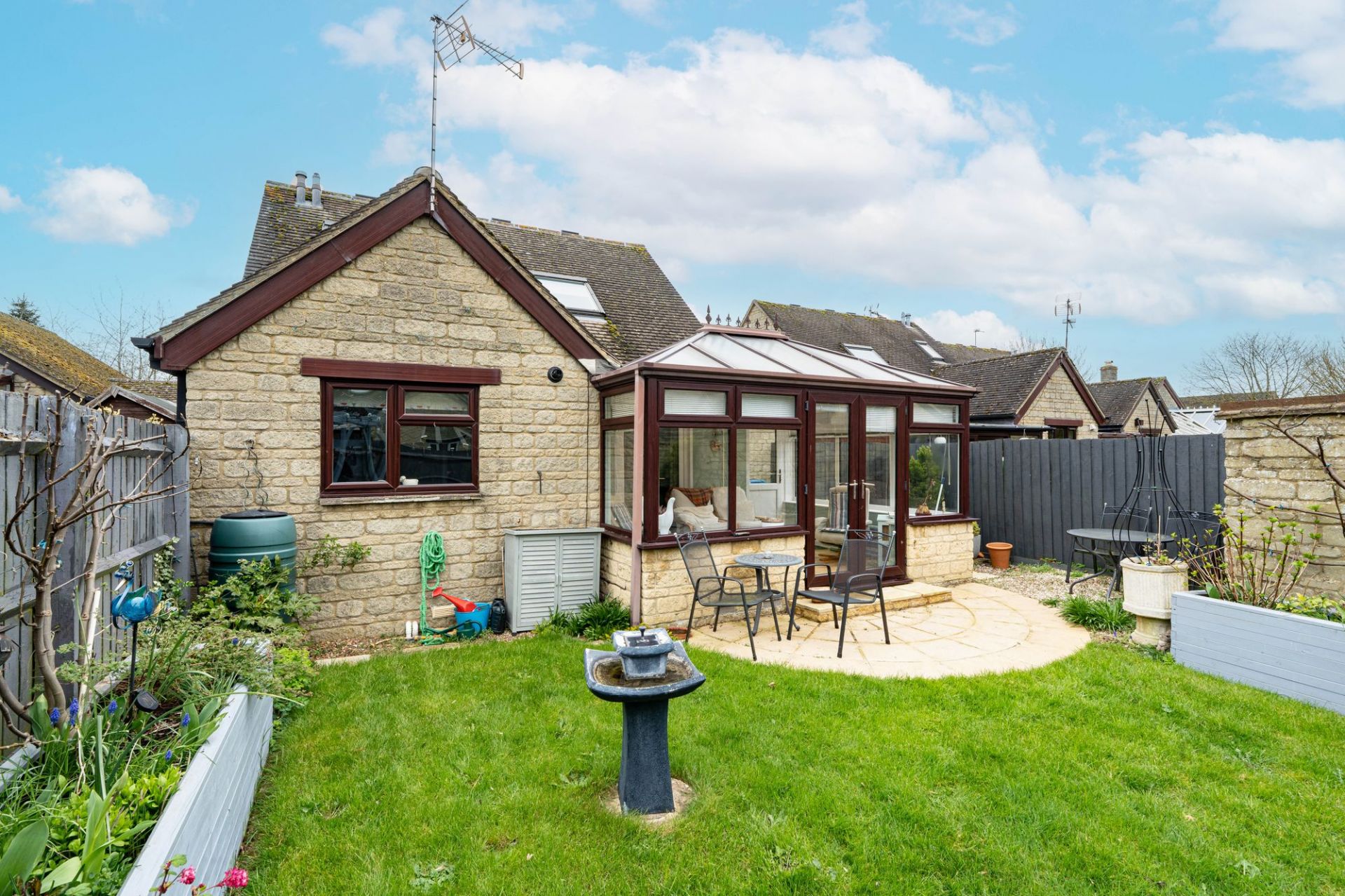 Schofield Avenue, Witney, OX28 Martyn Cox & Company