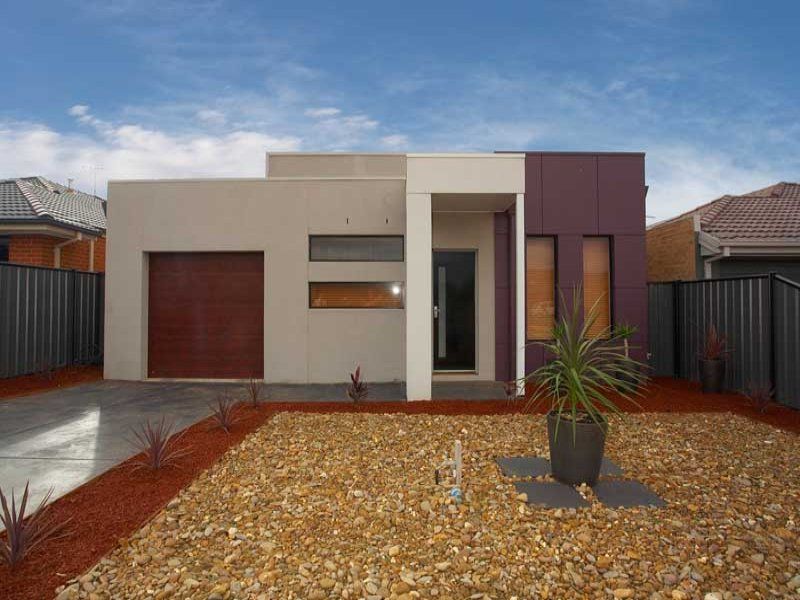 12 Bandler Park Way, Point Cook - Thumbnail 2