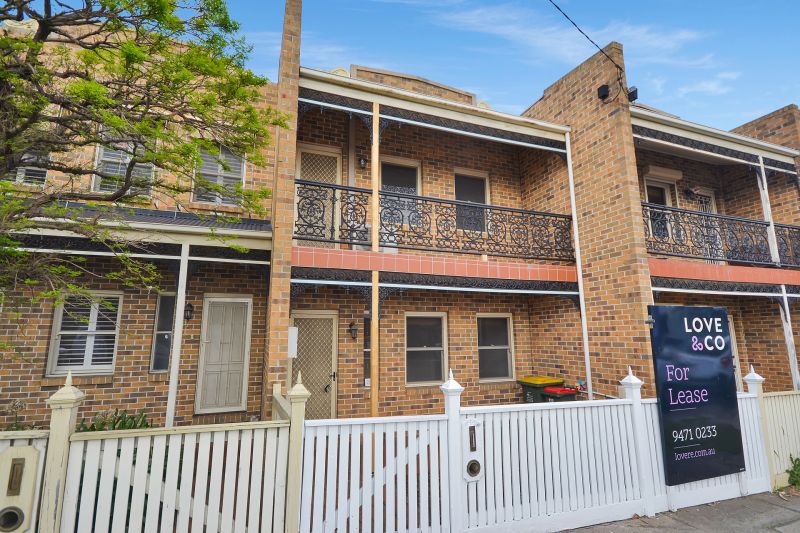 222 Gilbert Road, Preston