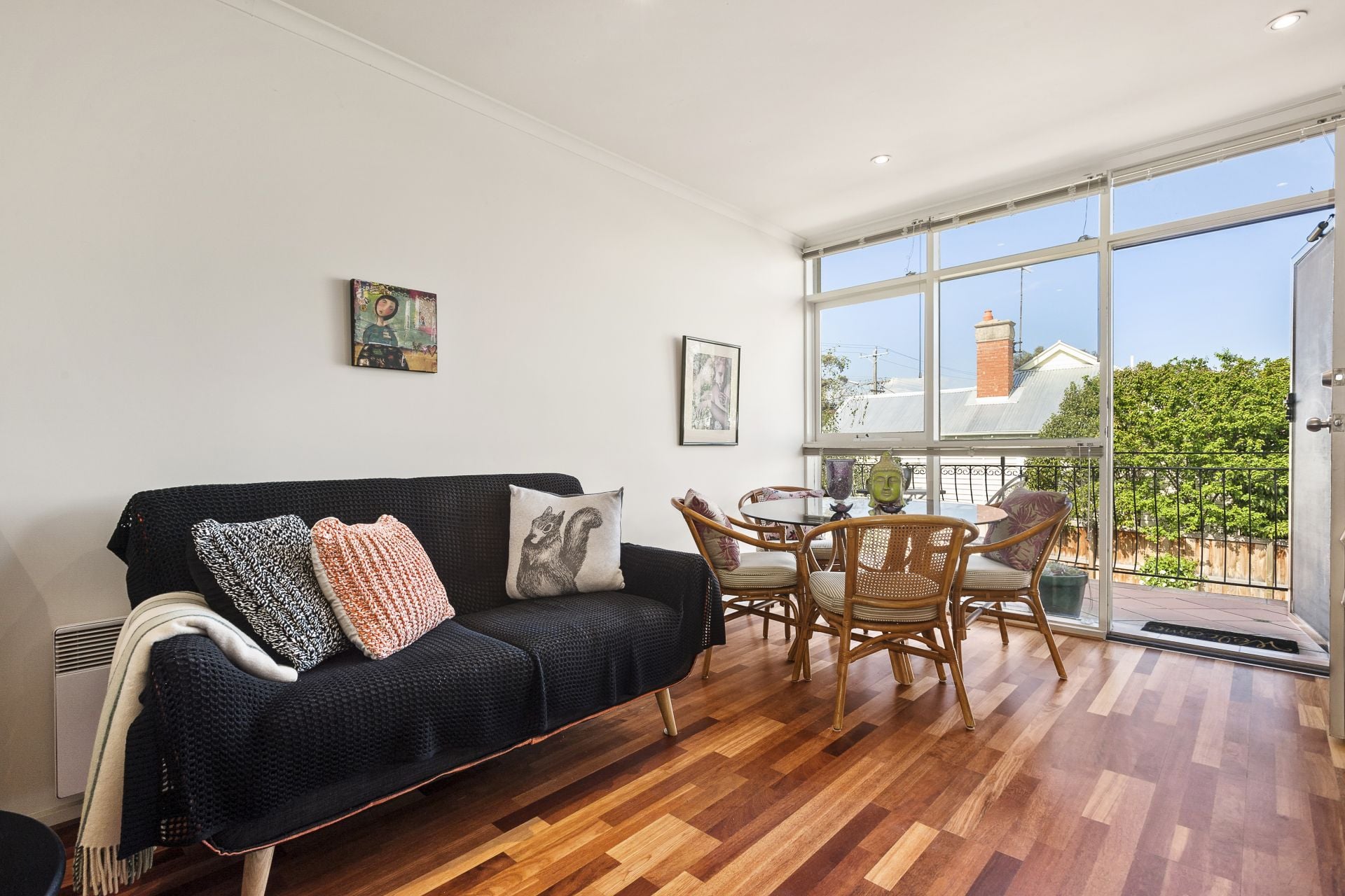 Secure Modern Apartment moments from Pender's Park