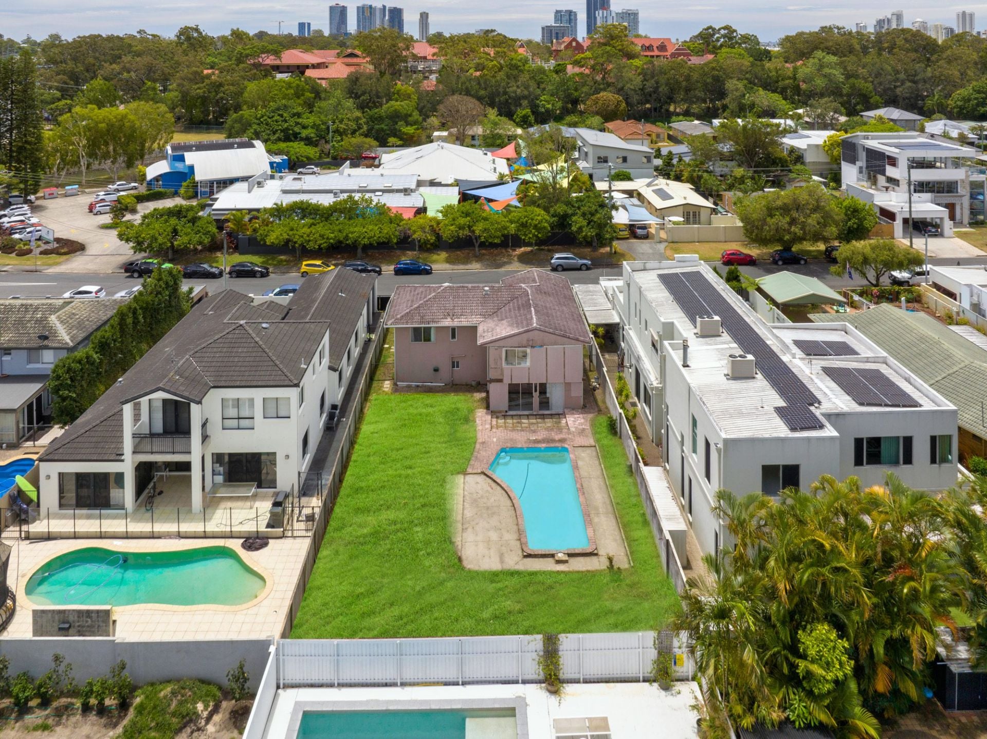 $ 1,220,000, Southport - Thumbnail 2
