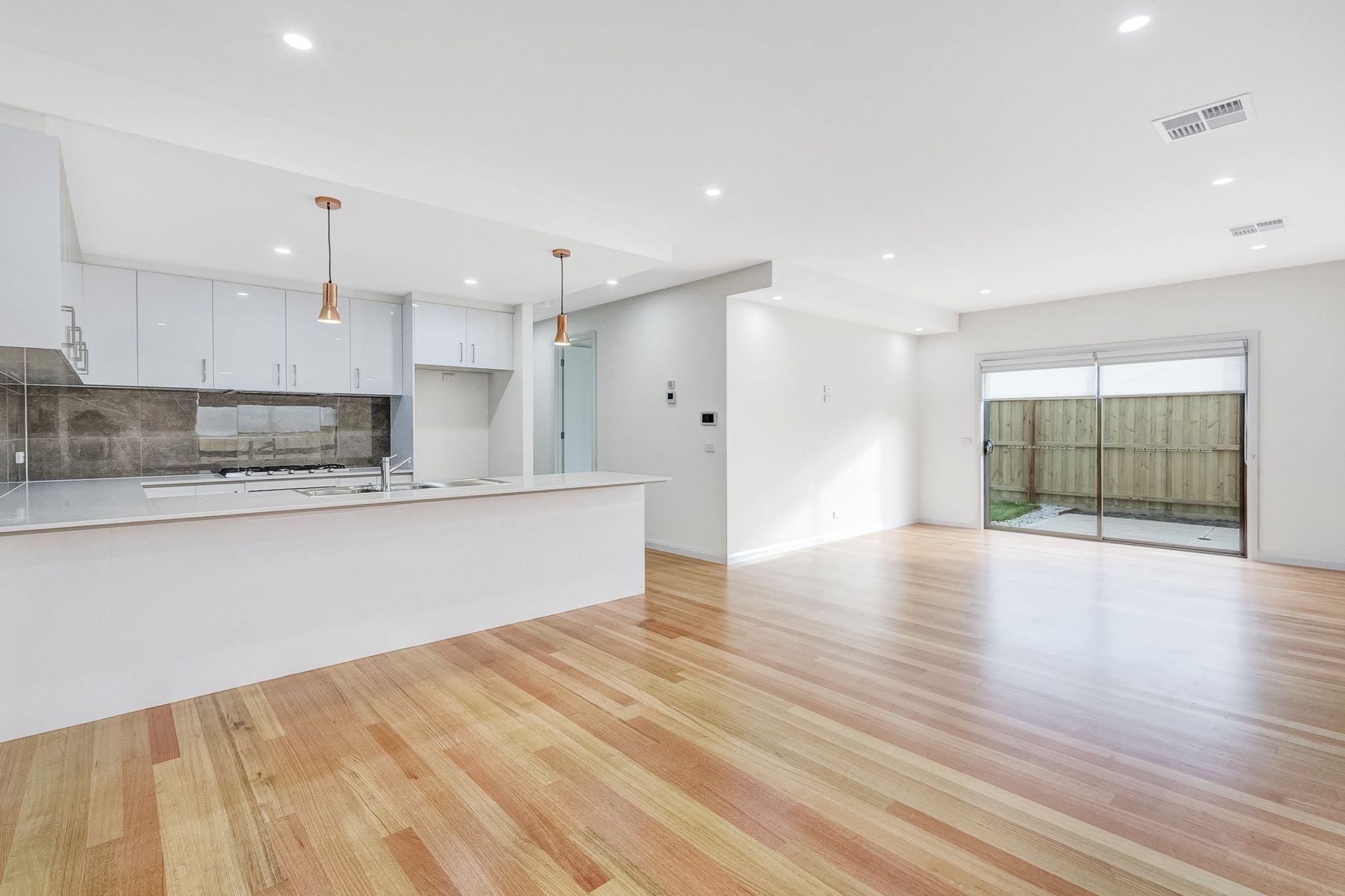 96 Stonehill Drive, Bacchus Marsh - Thumbnail 5