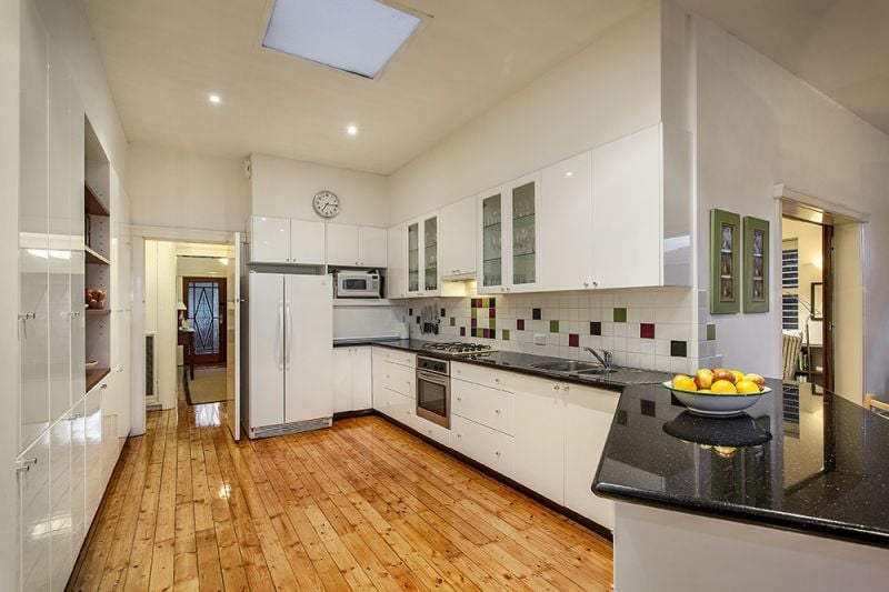 24 Hartwood Street, Kew East - Thumbnail 5
