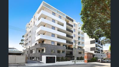 'SKY RESIDENCE' - Brand New Apartment