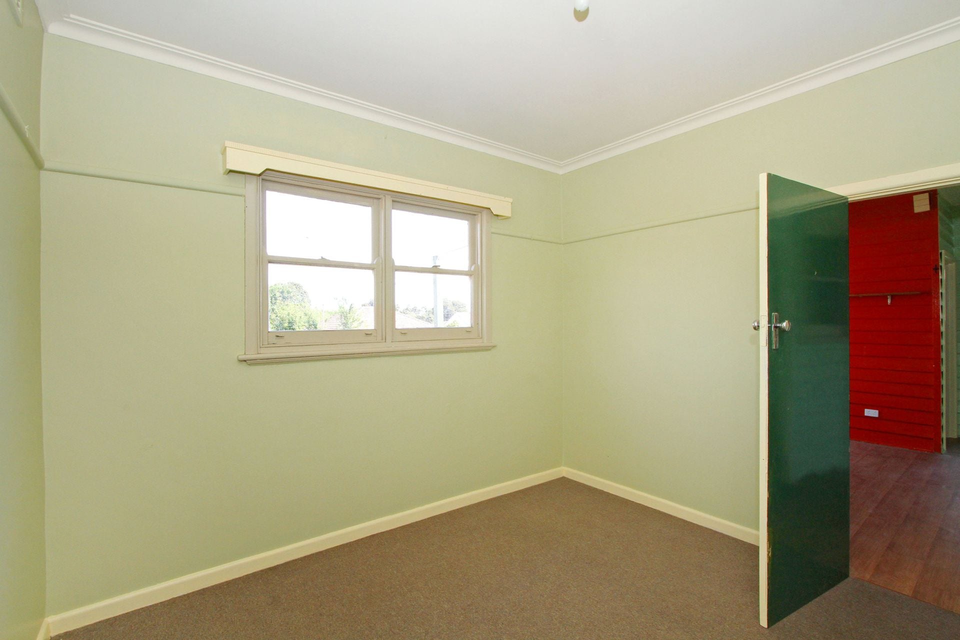 3 or 4 bedrooms you decide!