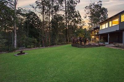 An inspirational 3 bed & study oasis of bespoke design