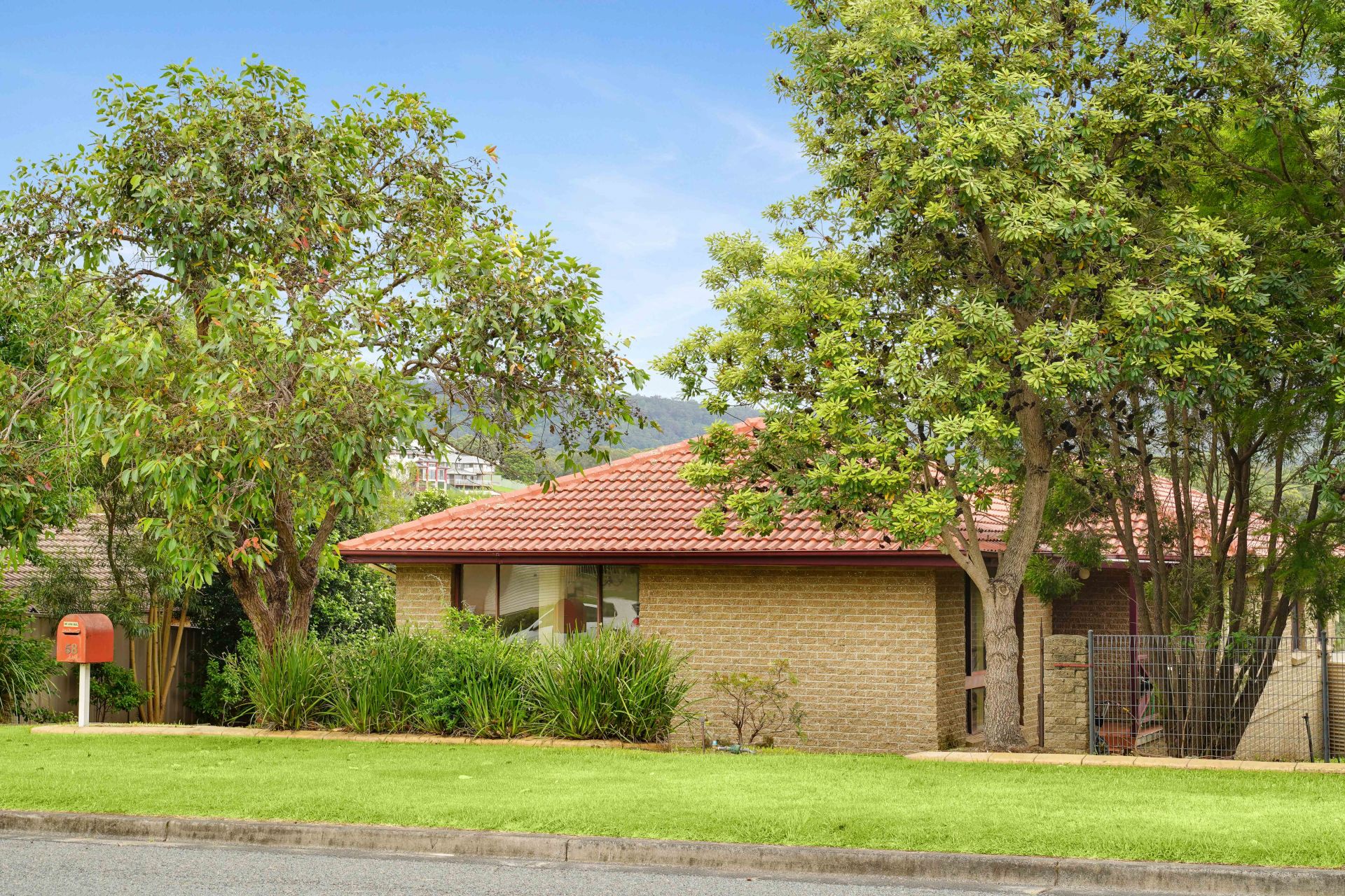 Real Estate For Lease 58 Gibsons Road Figtree , NSW