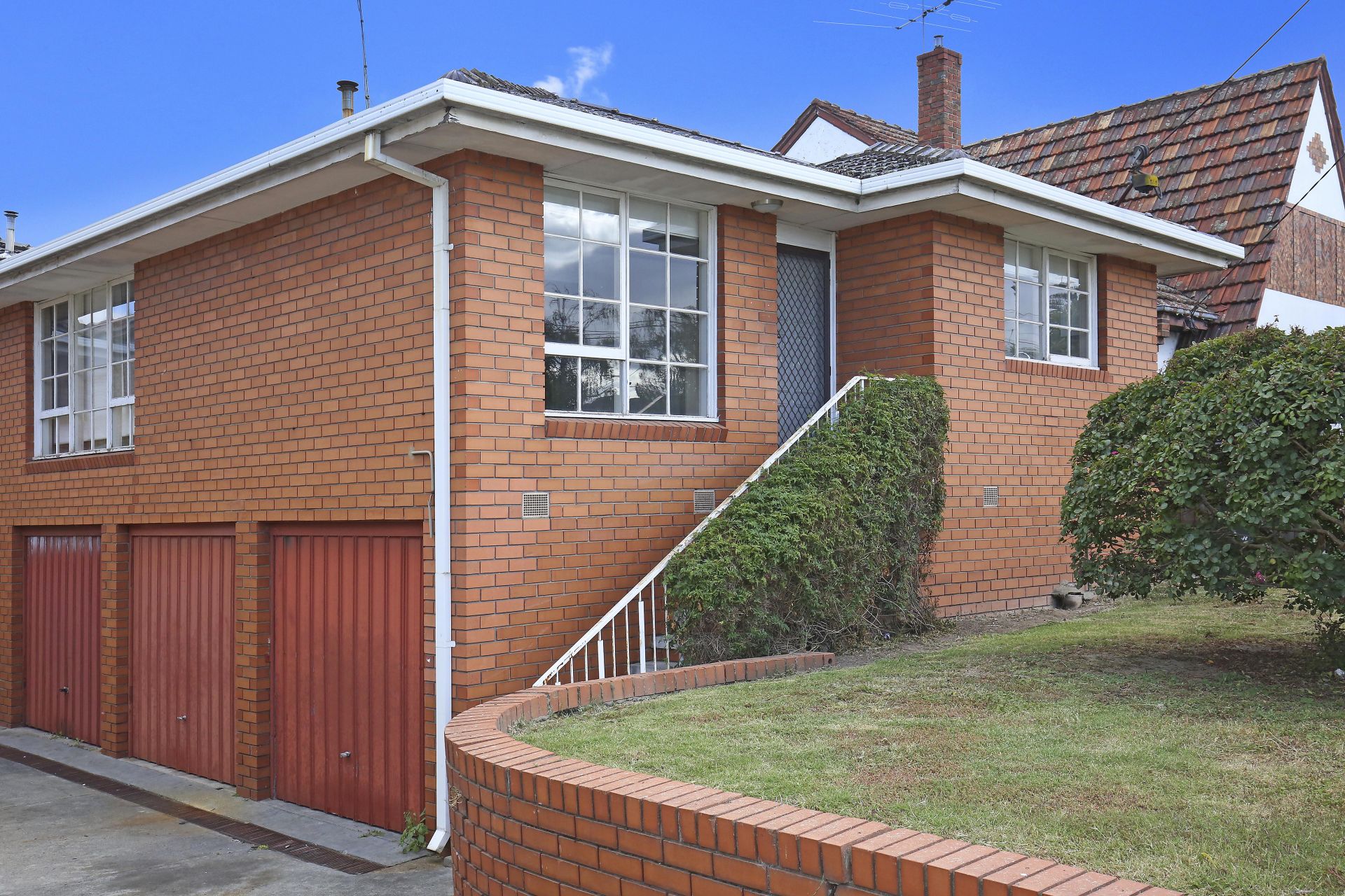 real-estate-for-lease-1-241-gilbert-road-preston-vic