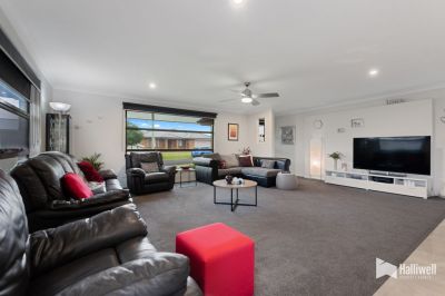 3
 
 
 
  
 
 
 2
 
 
 
  
 
 
 3
 
 
 
 
 
 
 
 6 The Avenue, Latrobe TAS 7307, Latrobe - Thumbnail 8
