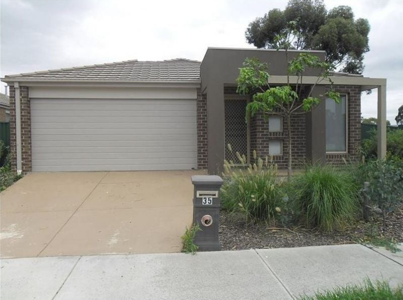 35 Coleridge Way, South Morang