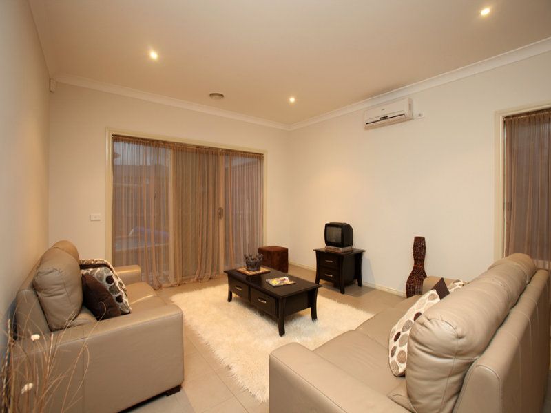 9 Caribou Place, Point Cook - Thumbnail 6