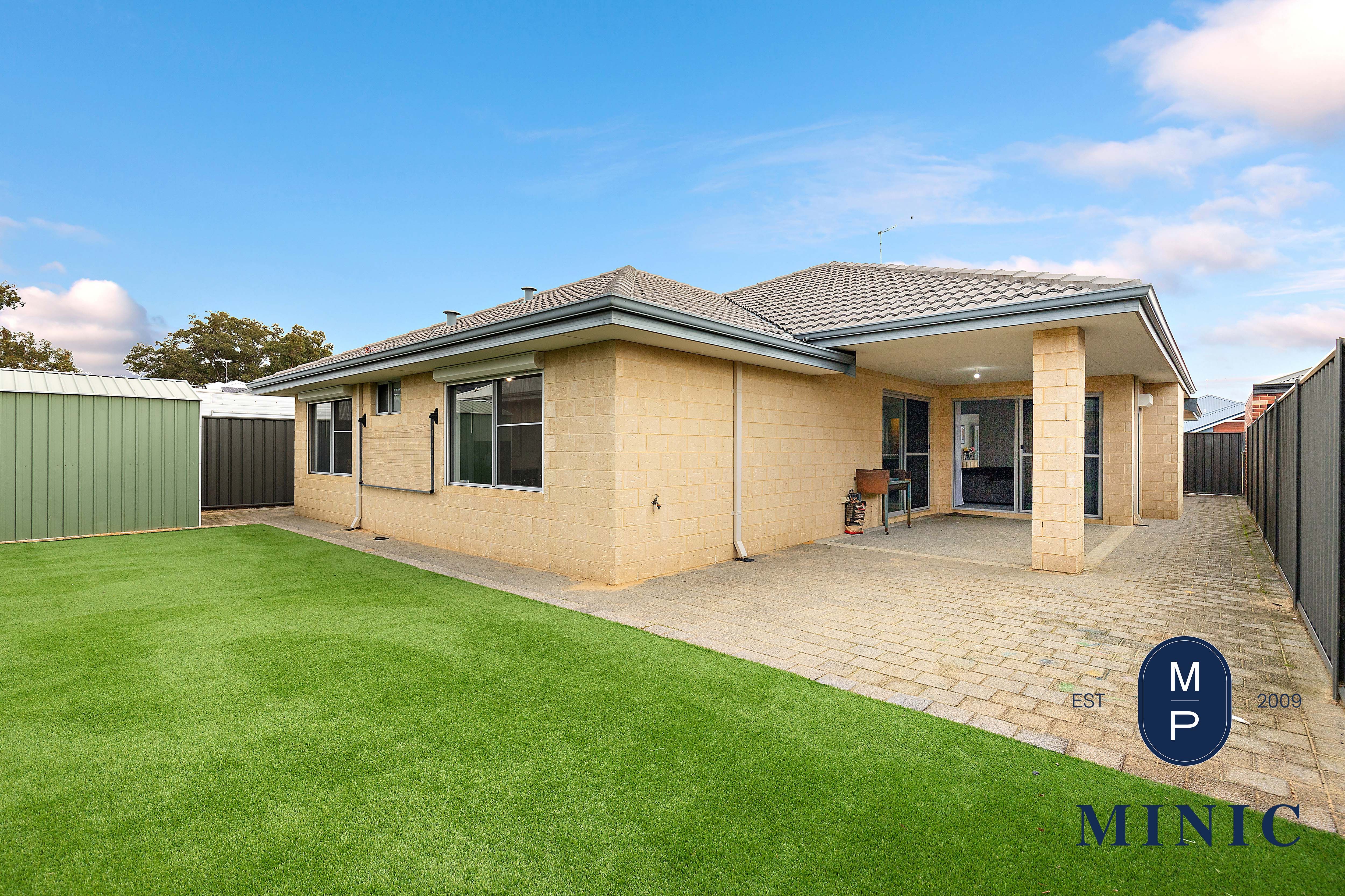 30 Charnwood Grove, Hilbert