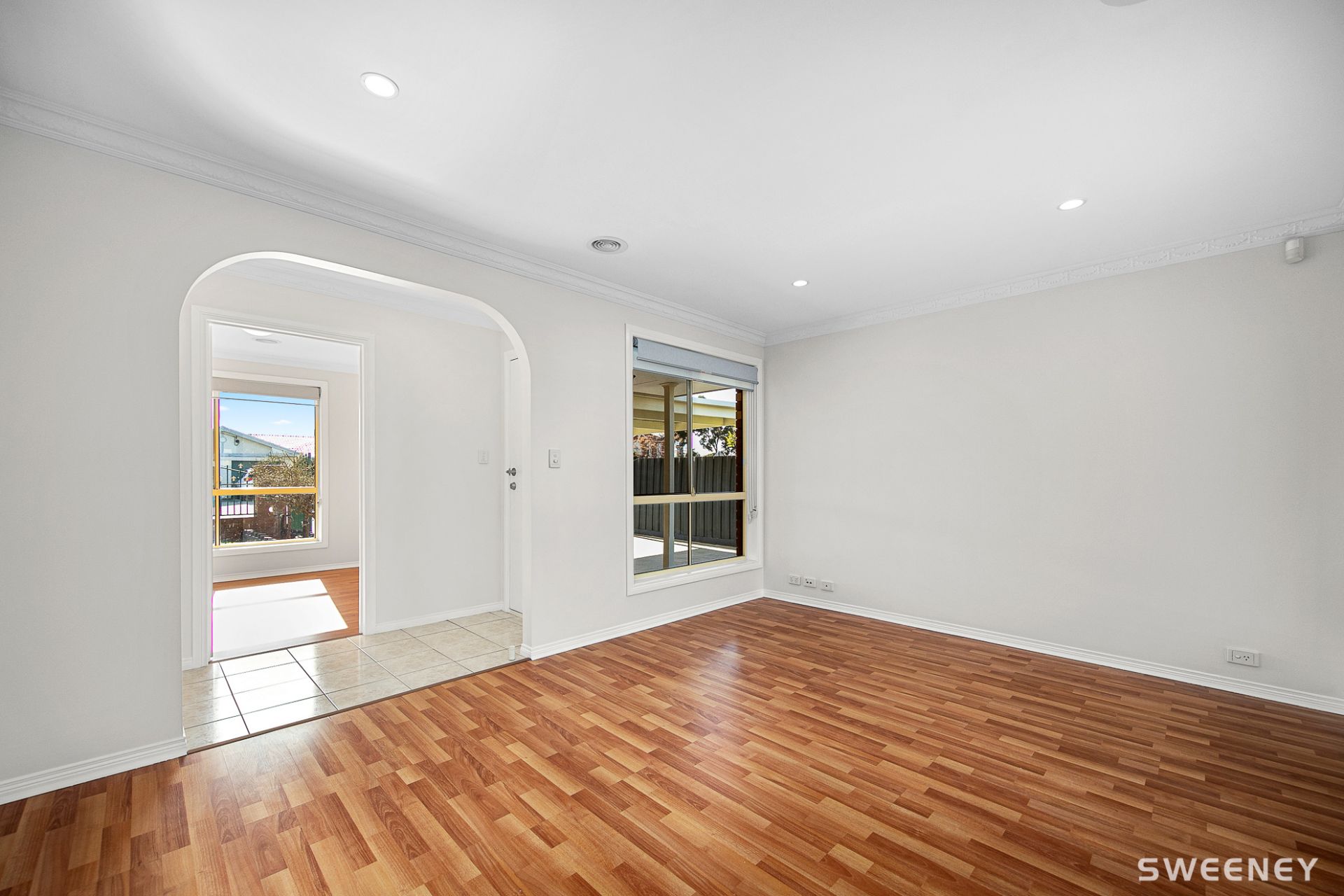 18 Macneil Drive, Altona Meadows - Thumbnail 5