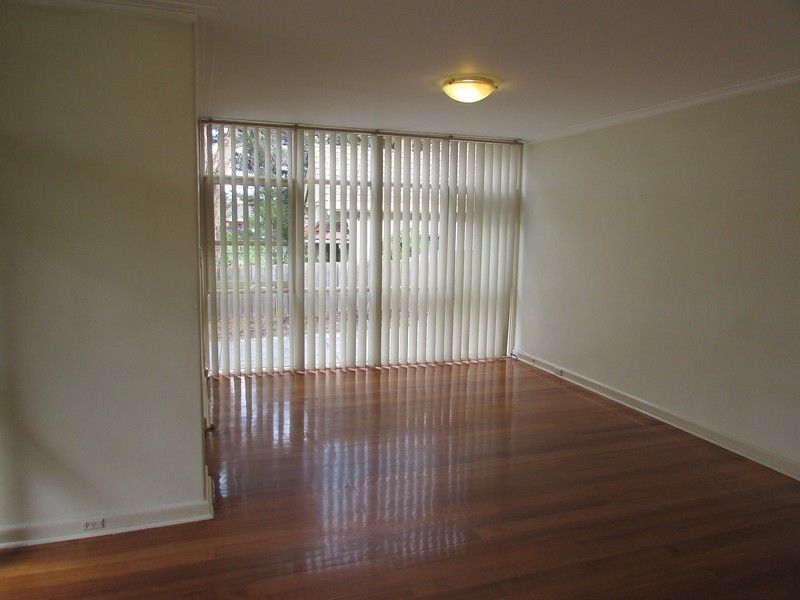 **Great Location in Picturesque Street**