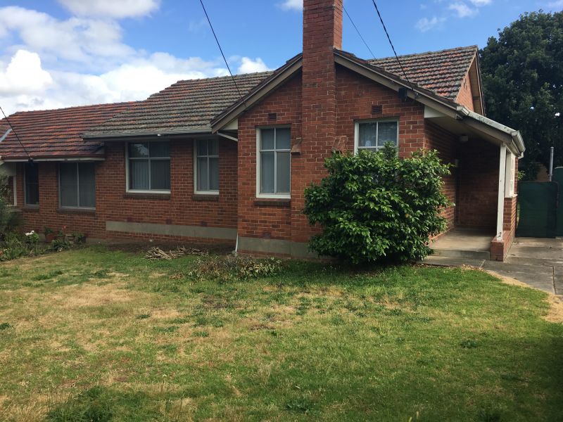 42 Symons Street, Preston