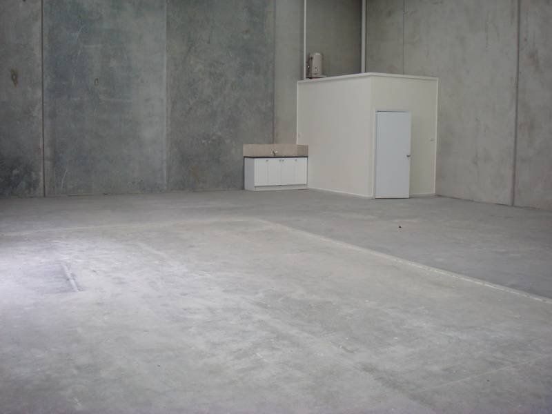 BUSINESS READY: AFFORDABLE & GREAT LOCATION