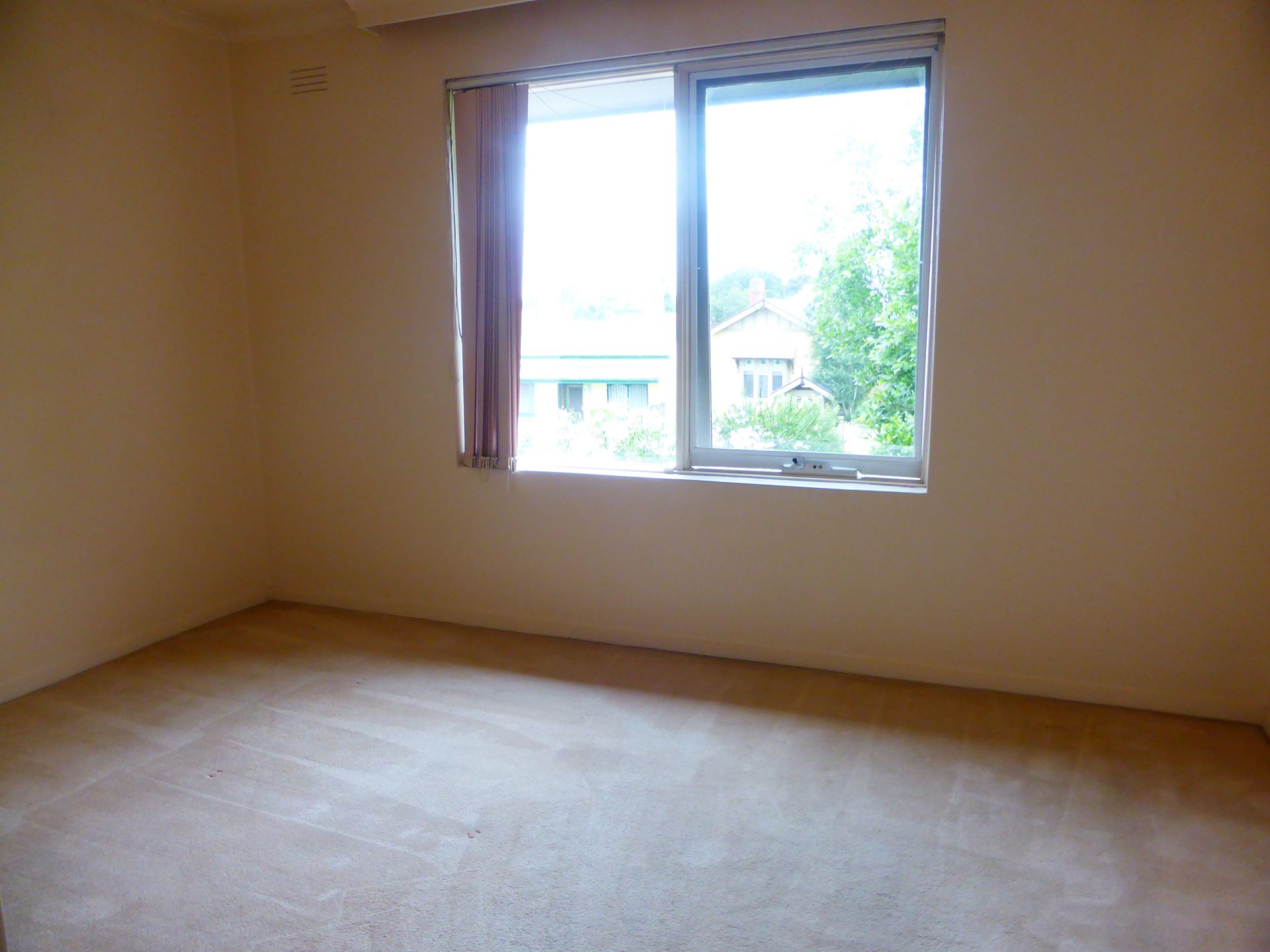 Short Term Lease for Excellent Apartment in Thornbury!