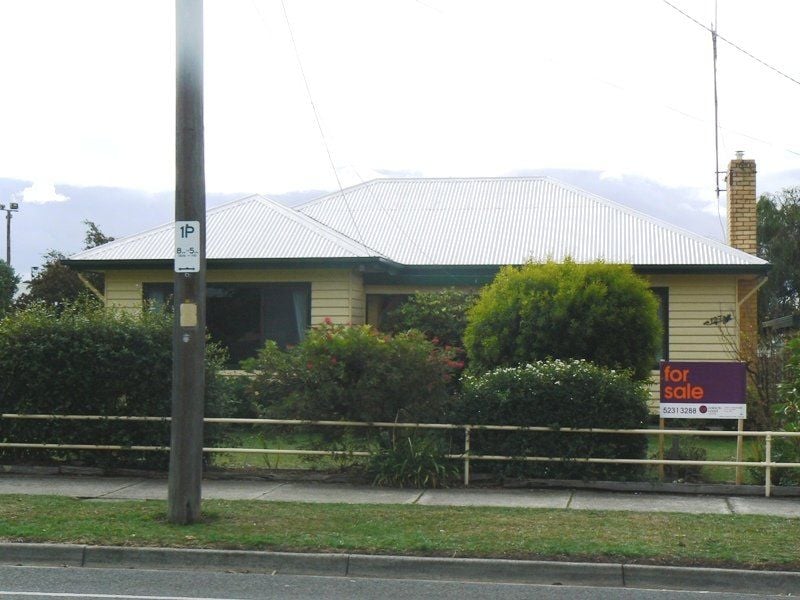 127 Hearn Street COLAC VIC, Colac - Thumbnail 2
