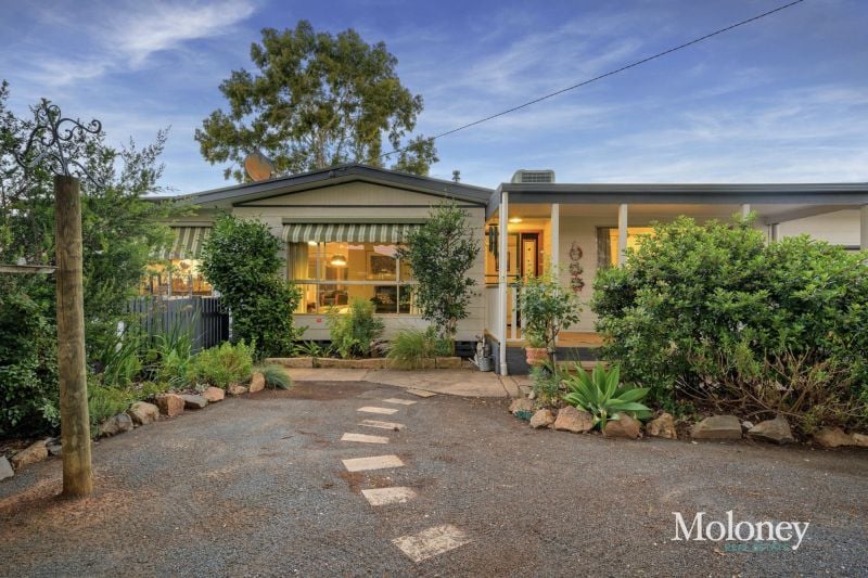 Real Estate For Sale 75 Tower Street Corowa , NSW