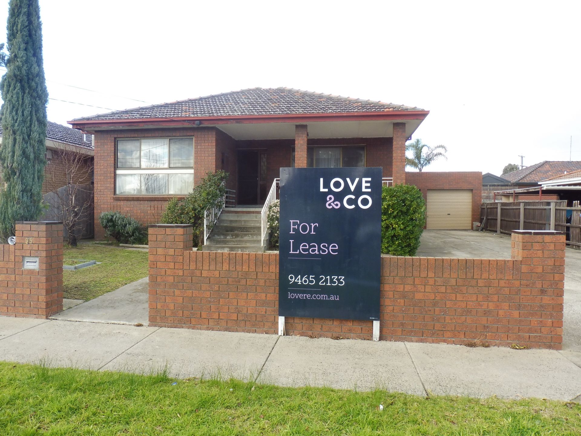 LARGE FAMILY HOME IN PRIME LOCATION