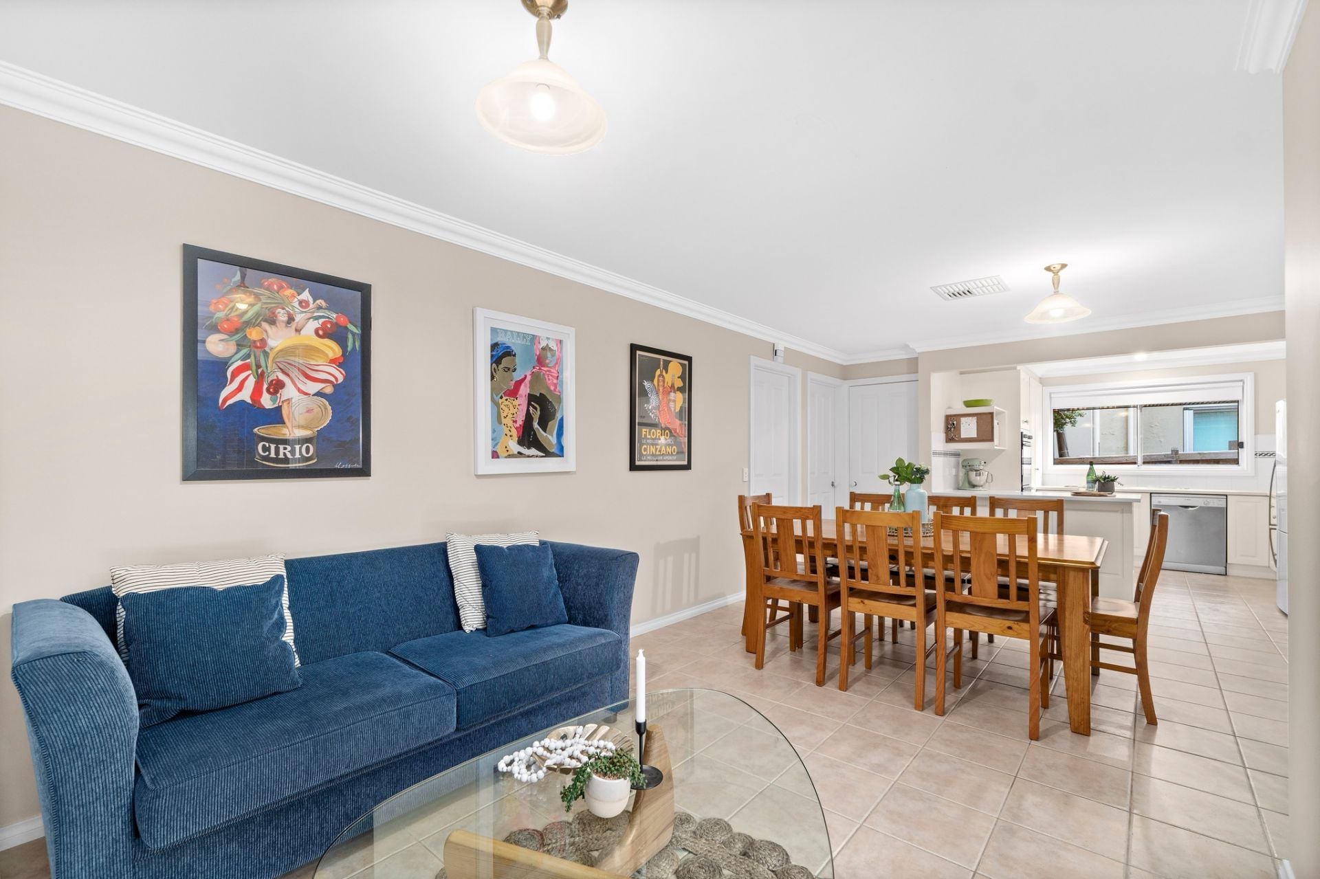 Perfect Family Living Across From Plenty River Gorge