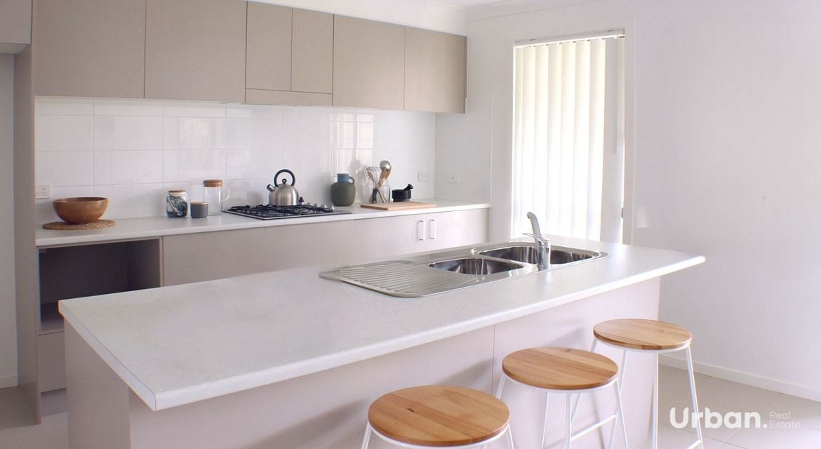 Bardia 71 Ingleburn Gardens Drive