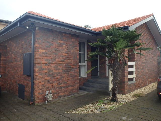 Spacious Unit in Garden Setting