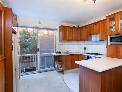 SOLD BY JOHN VACCARO - 0419 221 002