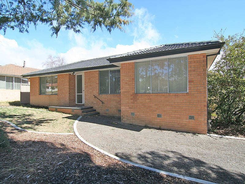 128 Streeton Drive, Rivett - Thumbnail 2