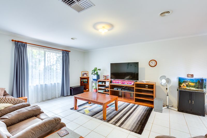 90 Holts Lane, Bacchus Marsh - Thumbnail 5