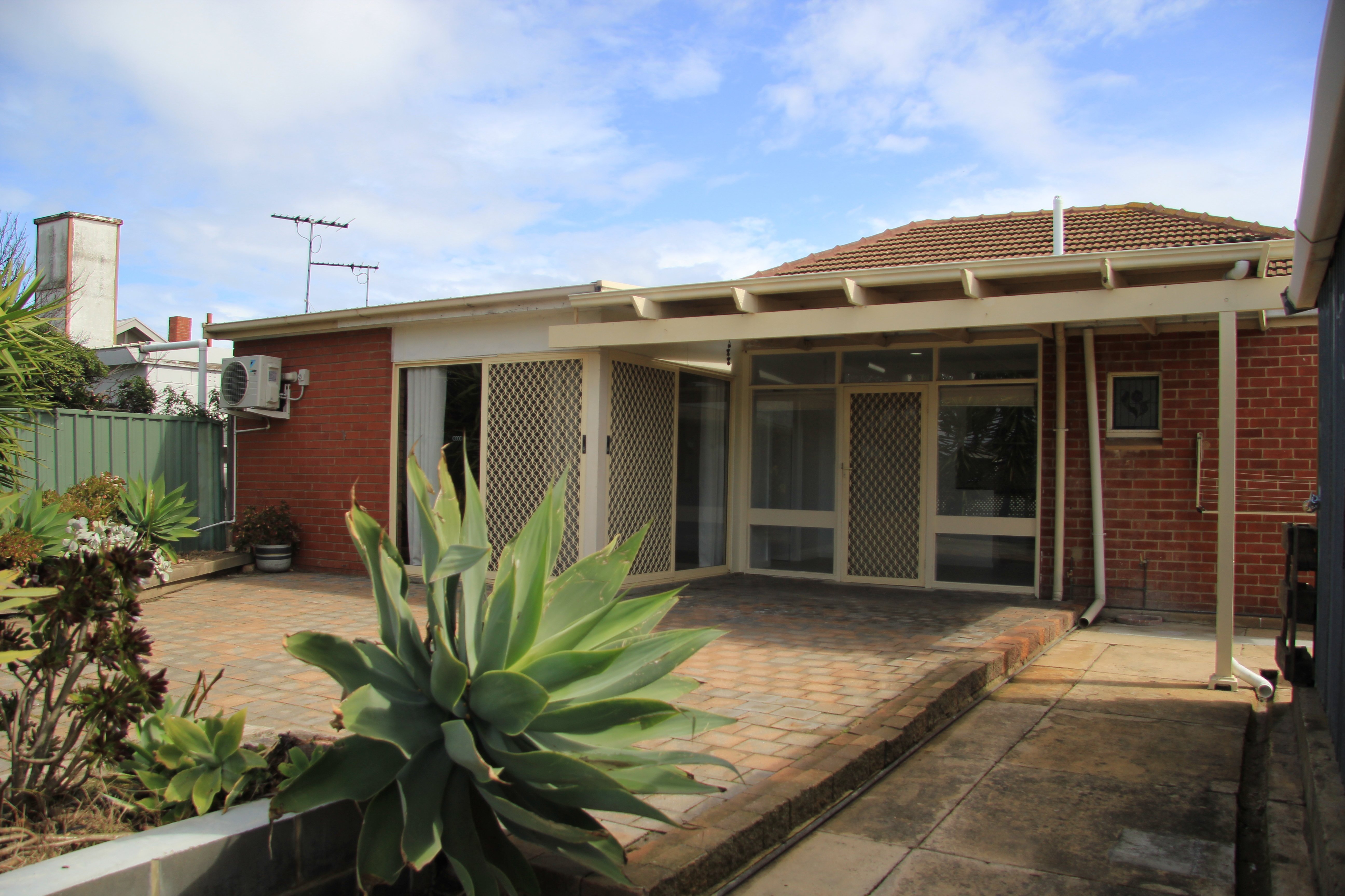 18  The Strand  Largs North 5016