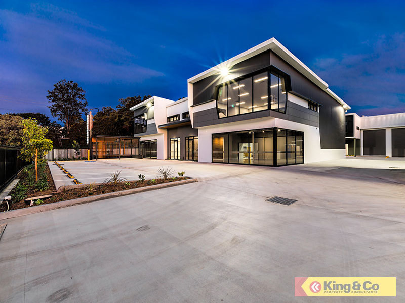 FOR SALE OR LEASE – BRAND NEW 419sqm Office/Warehouse