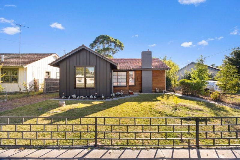 2 Larter Street, Golden Point, Golden Point - Thumbnail 5