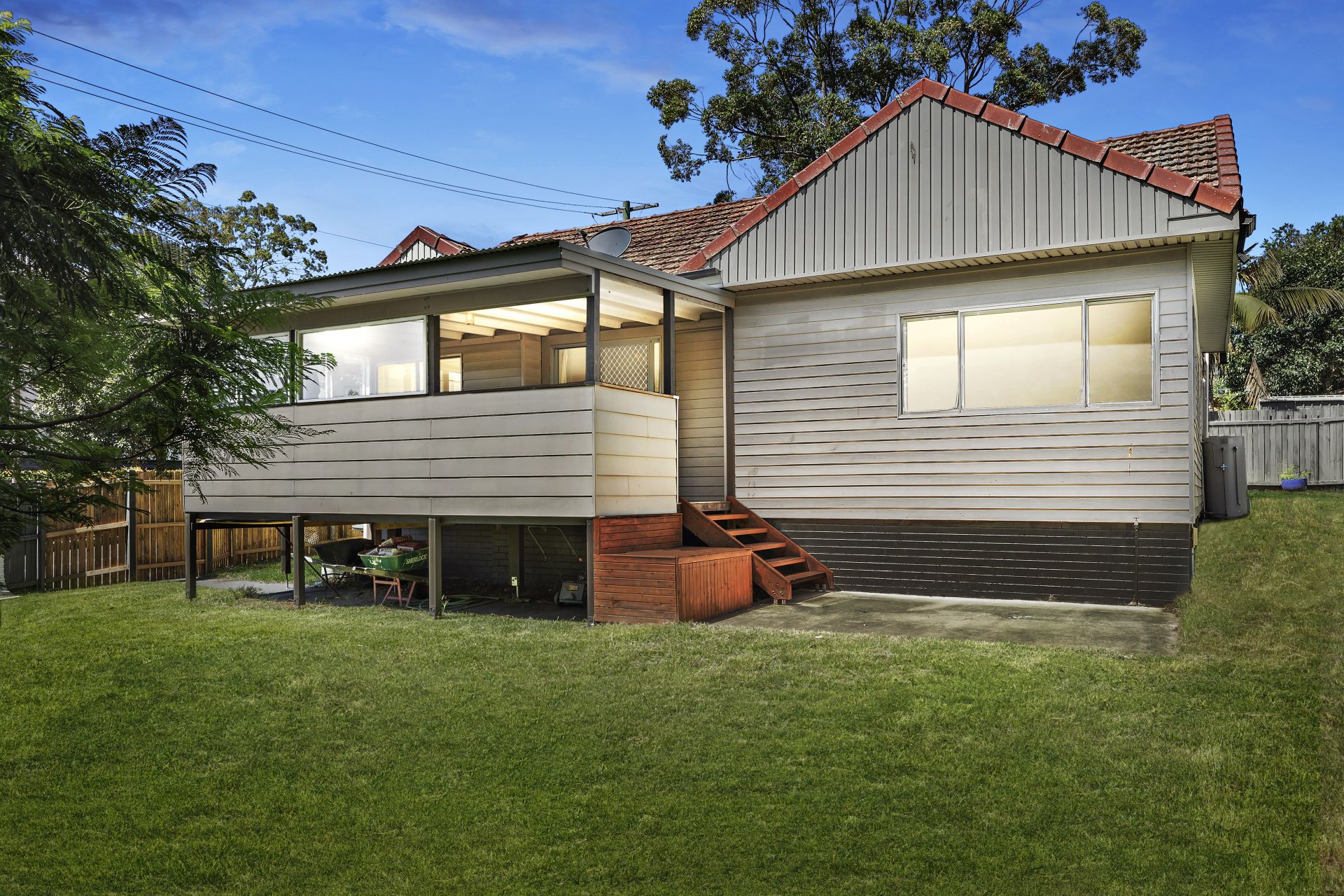 Real Estate For Sale 713 Warringah Road Forestville , NSW