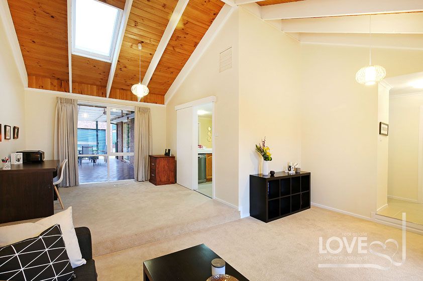 Comfortable, Convenient And Central On Centenary