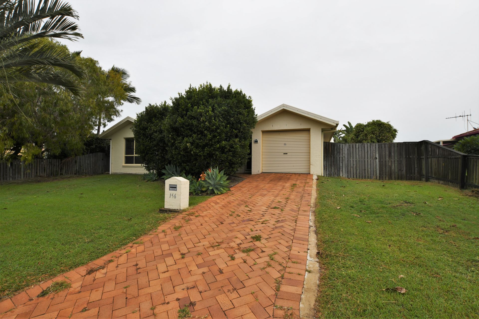 166 Moodies Road, BARGARA Four Walls Realty