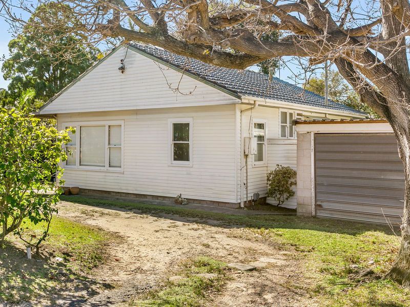 13 Wandella Road ALLAMBIE HEIGHTS NSW, Allambie Heights - Thumbnail 2