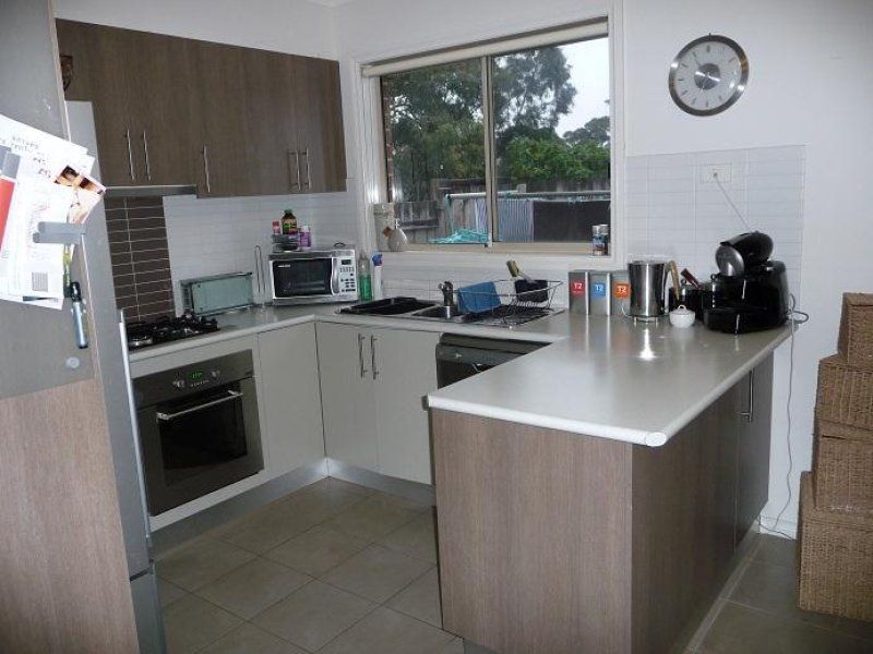 LOW MAINTENACE AND CLOSE TO ALL AMENITIES !!!