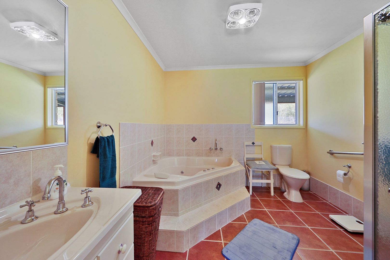 Real Estate For Sale Childers , QLD