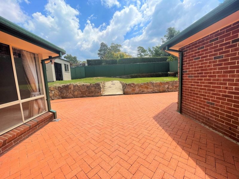 76 Roberts Parade, Hawkesbury Heights Chapman Real Estate
