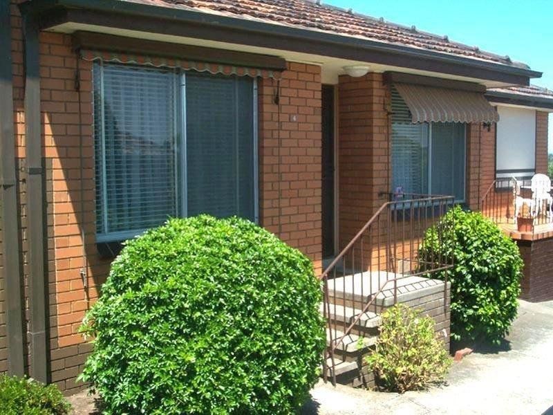 2/41 Hickford Street, Reservoir